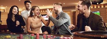 Your hole cards visible only to you on mobile Player's hand cards displayed on mobile screen